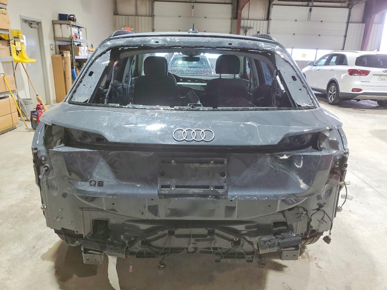 2024 AUDI Q8