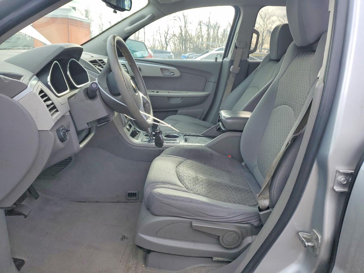 2011 CHEVROLET TRAVERSE