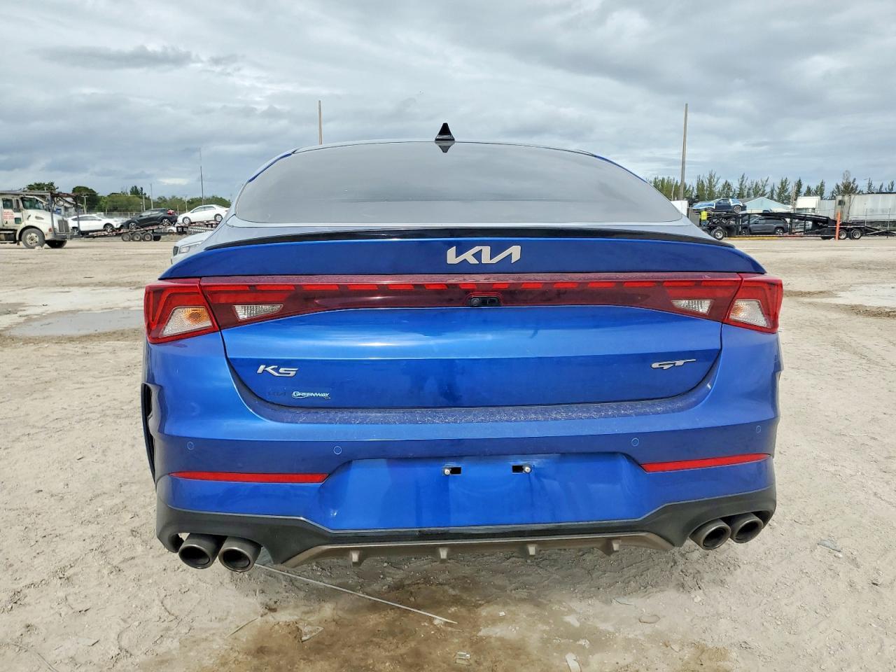 2022 KIA K5