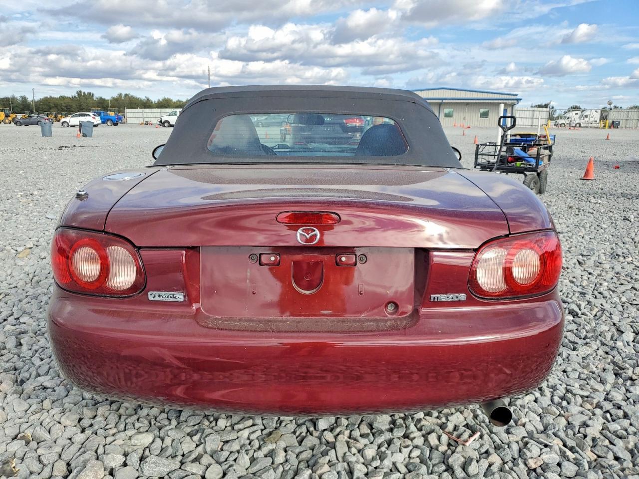 2003 MAZDA MX-5 Miata