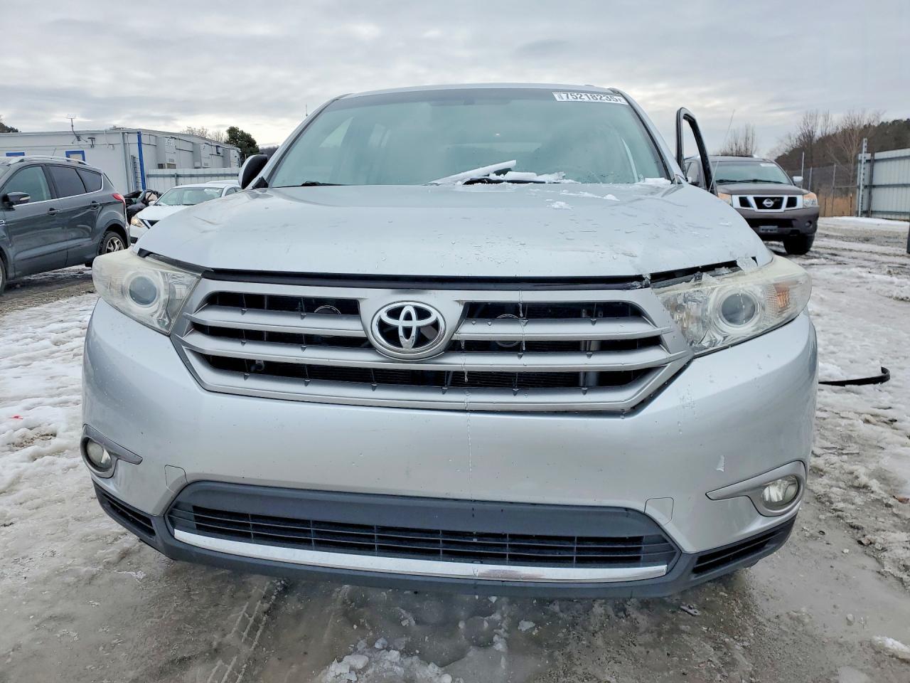 2013 TOYOTA HIGHLANDER