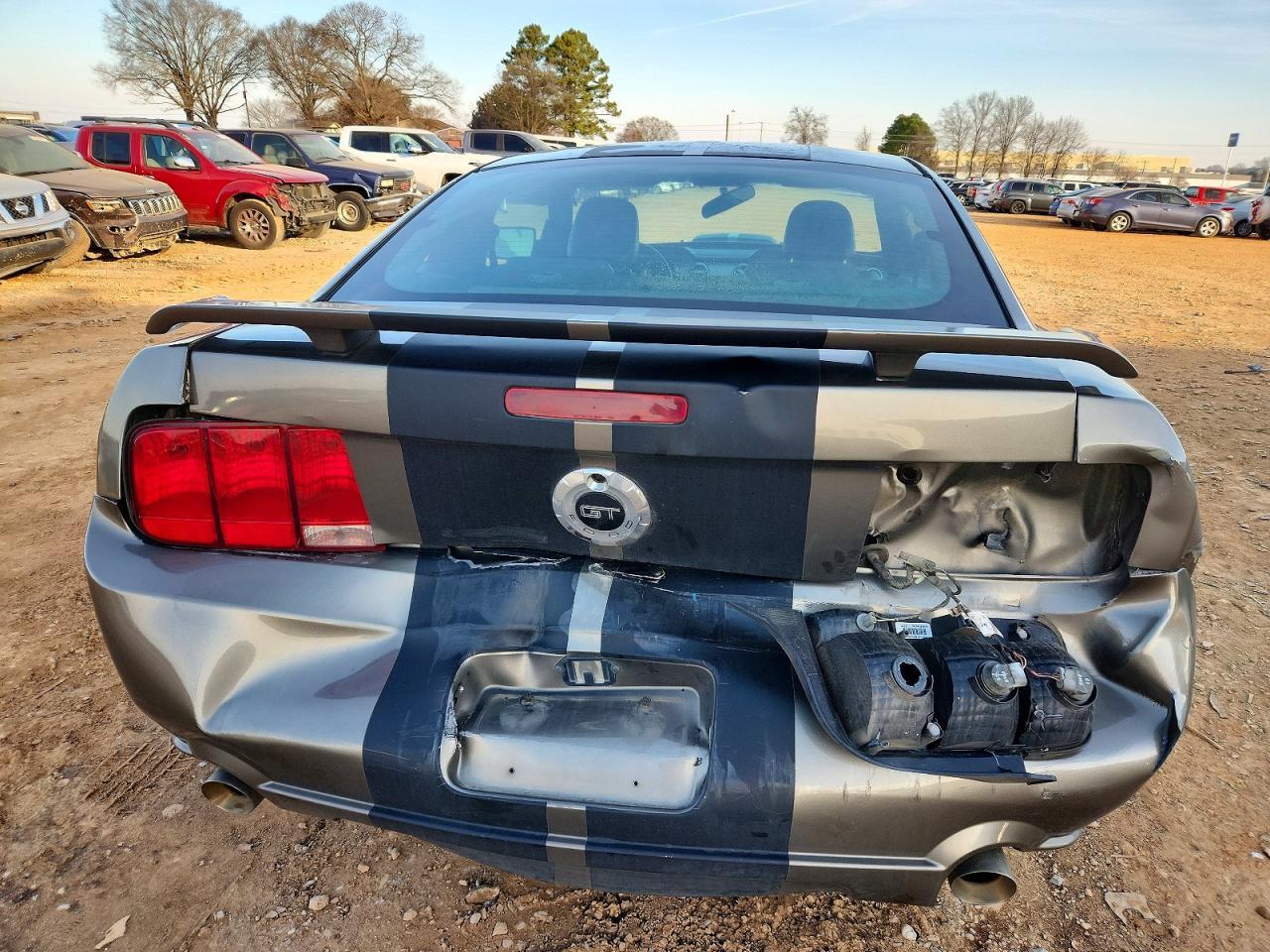 2005 FORD MUSTANG