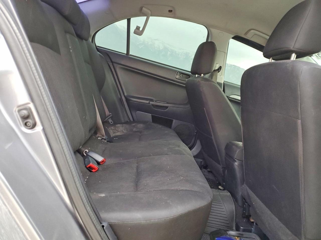 2015 MITSUBISHI LANCER
