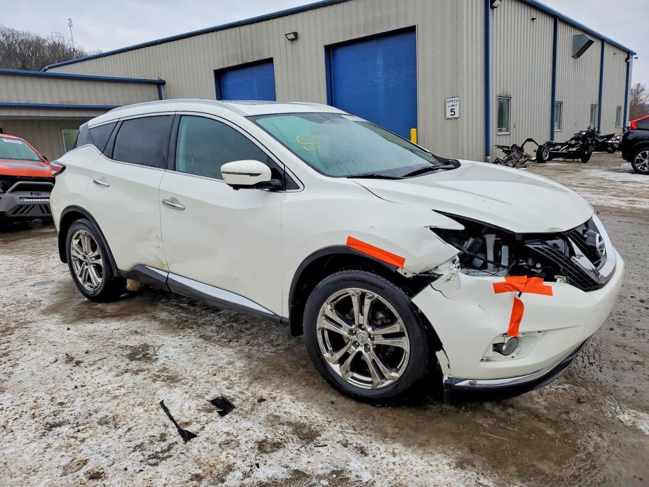 2016 NISSAN MURANO