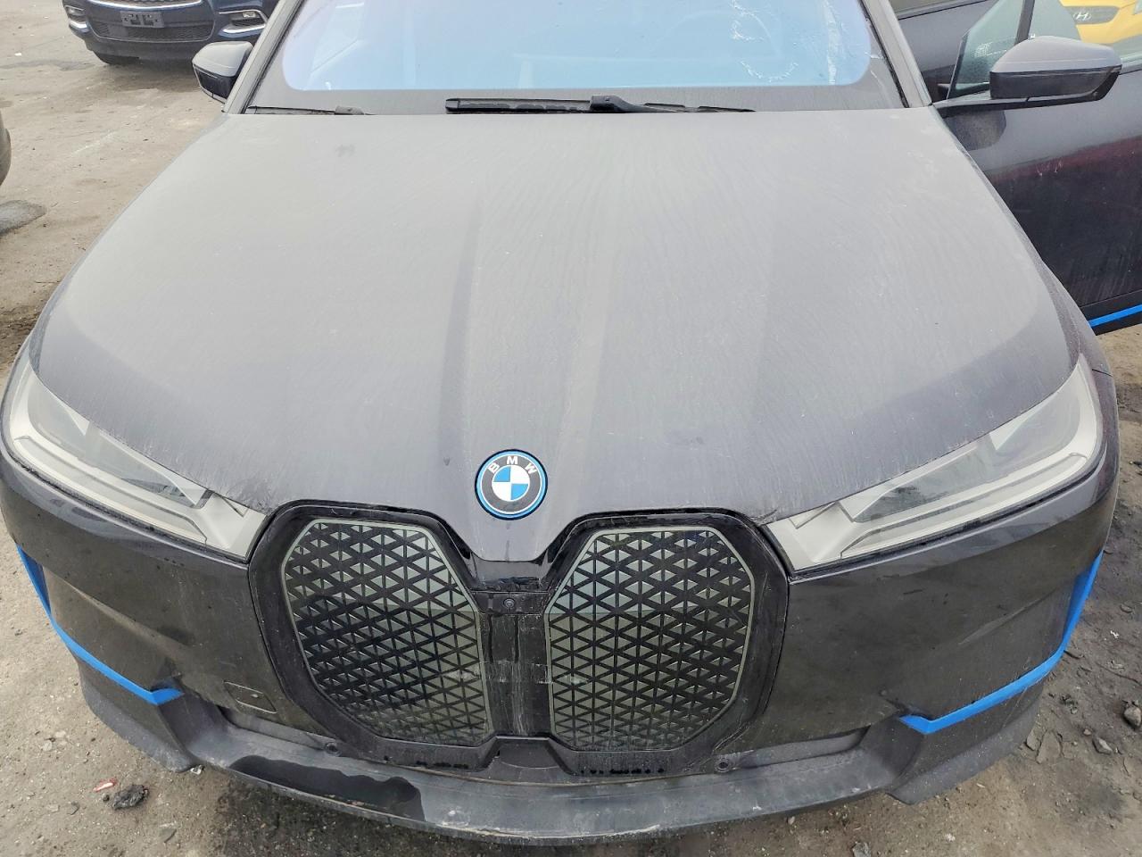 2024 BMW iX