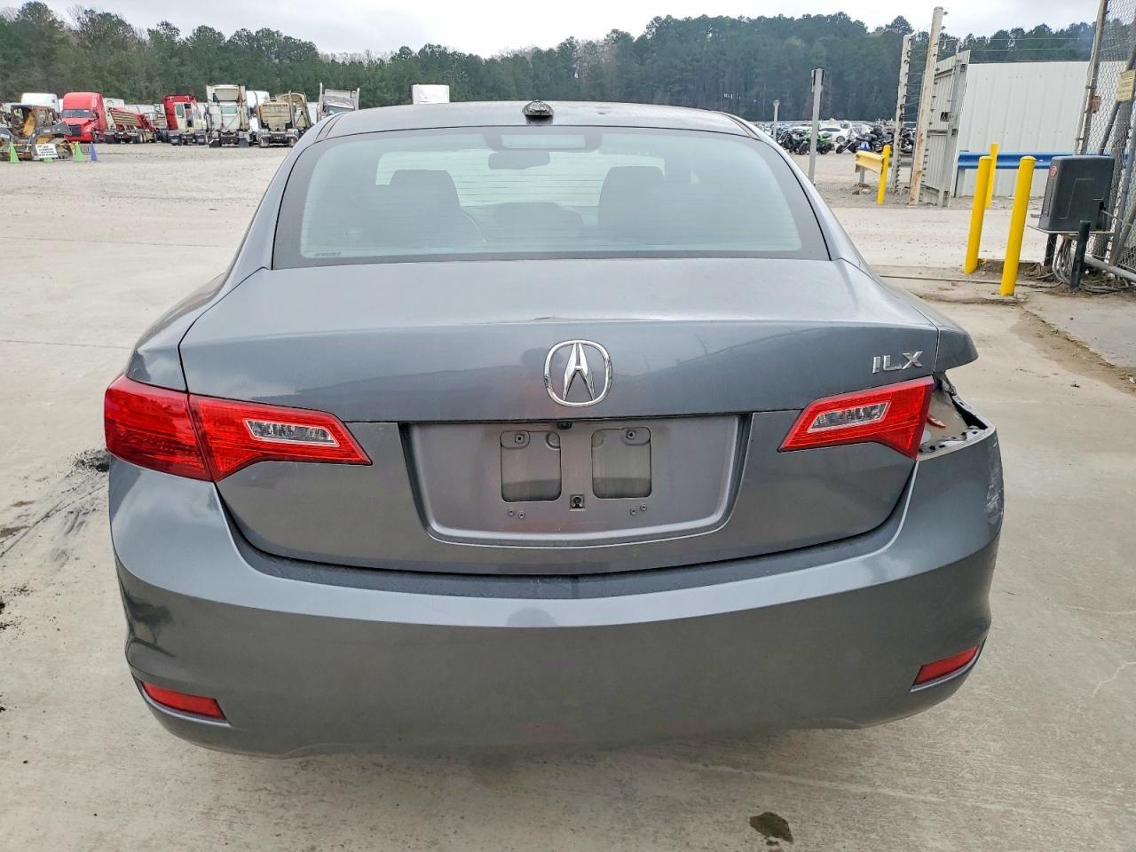2013 ACURA ILX