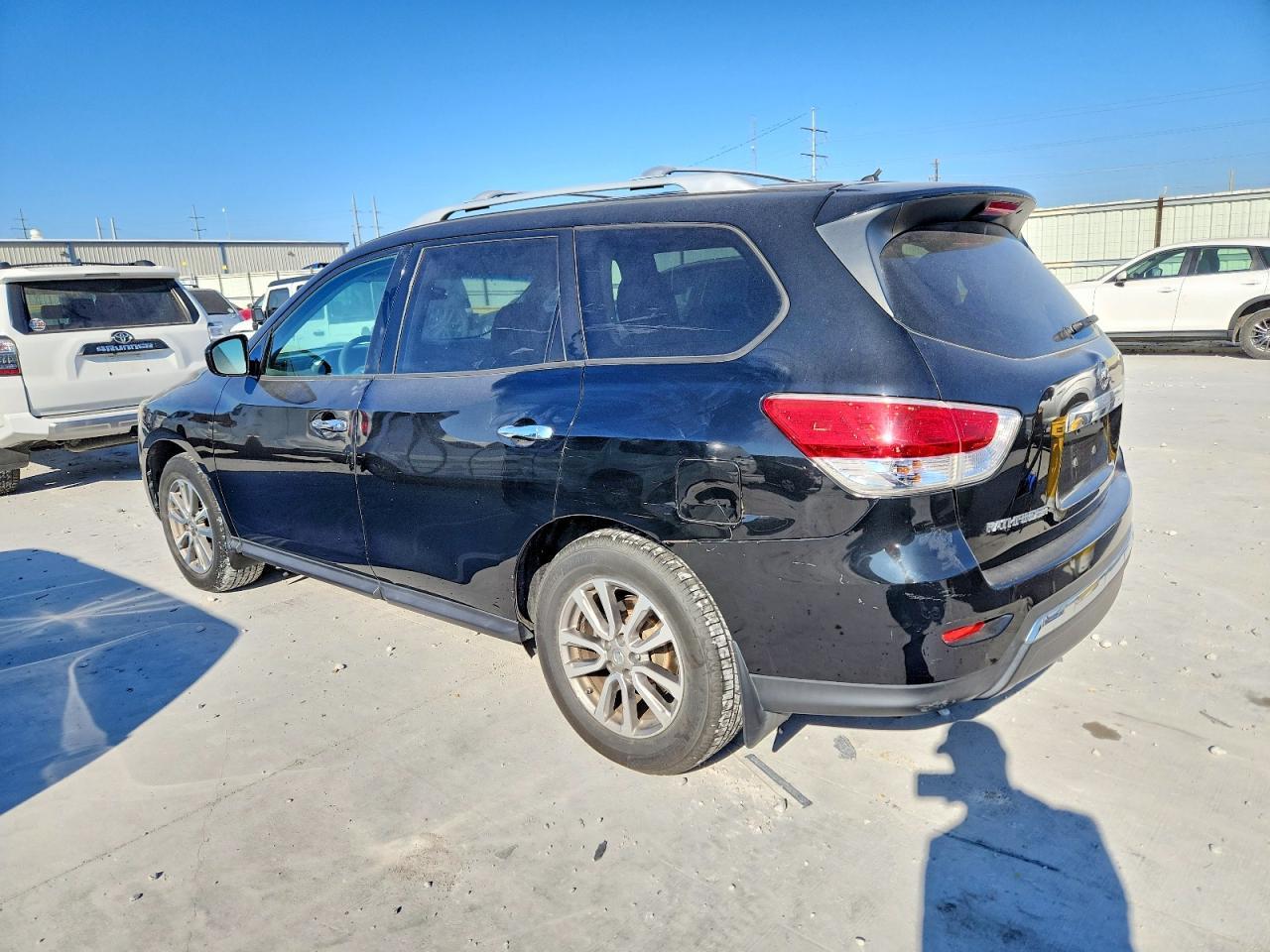 2016 NISSAN PATHFINDER