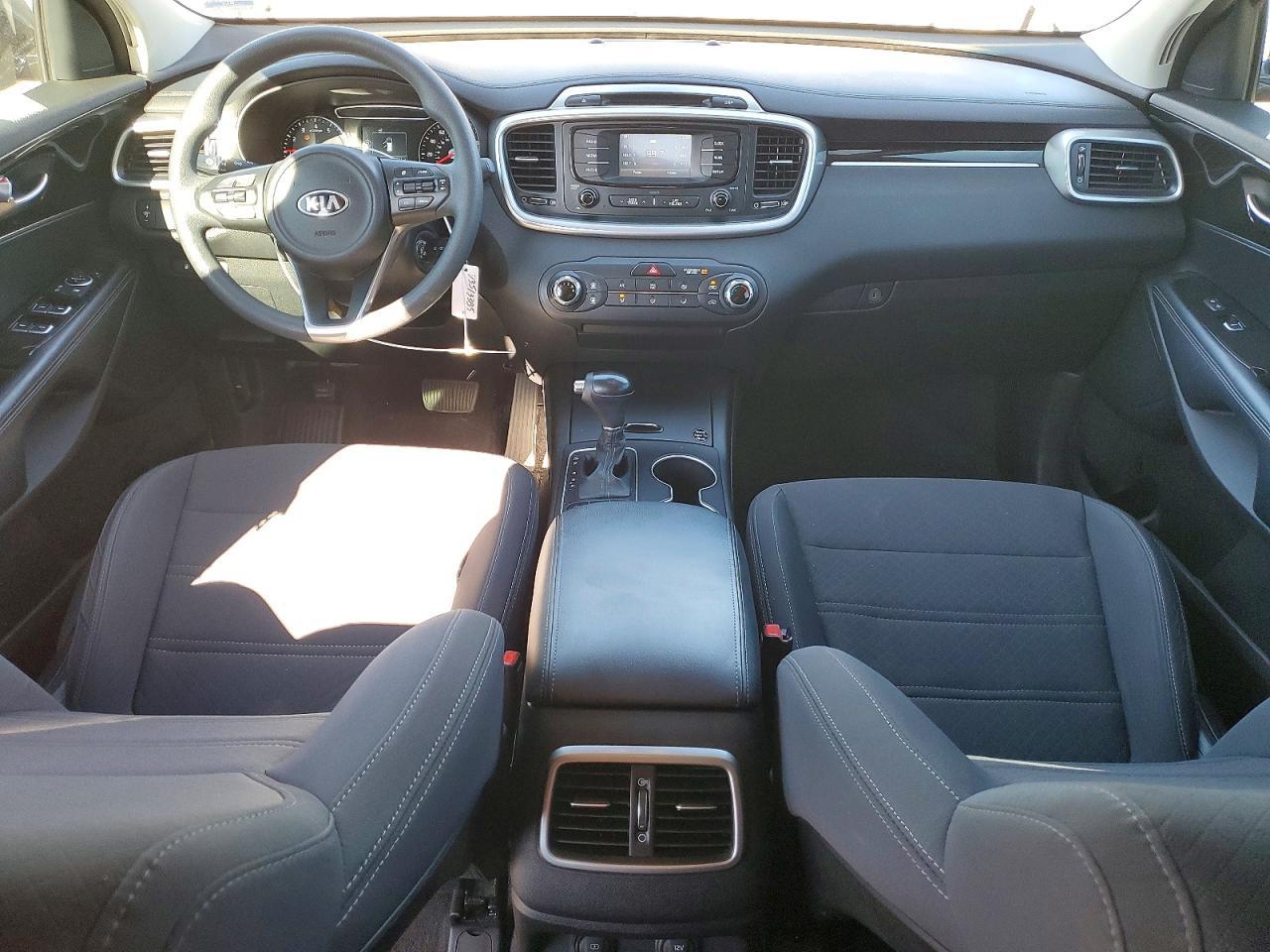 2016 KIA SORENTO