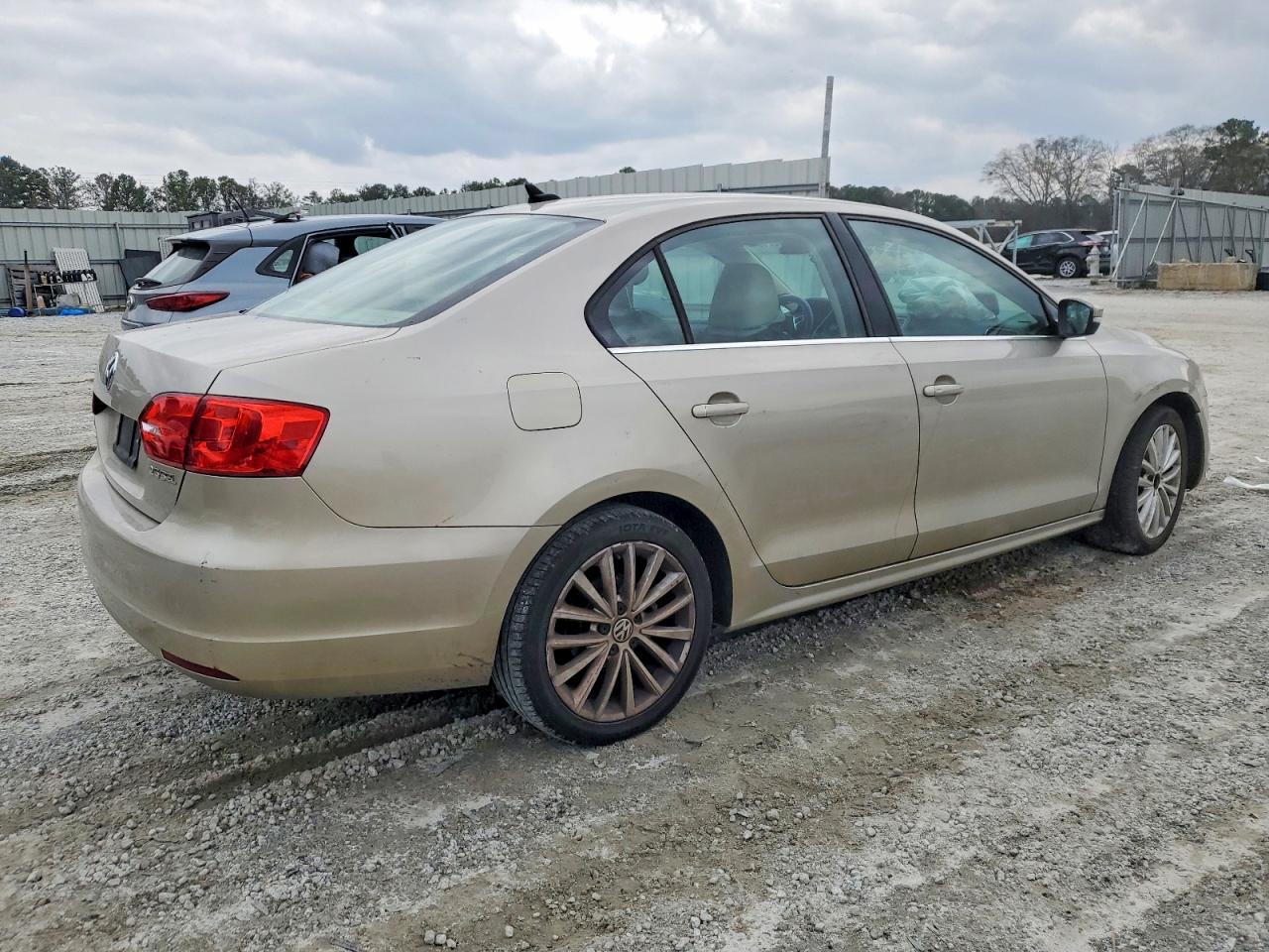2013 VOLKSWAGEN JETTA