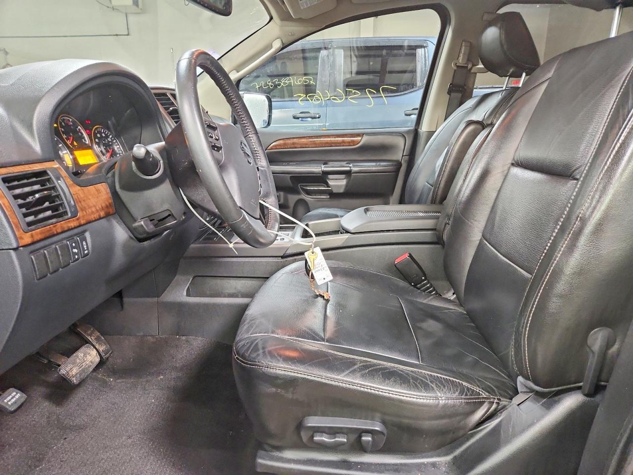 2010 NISSAN Armada