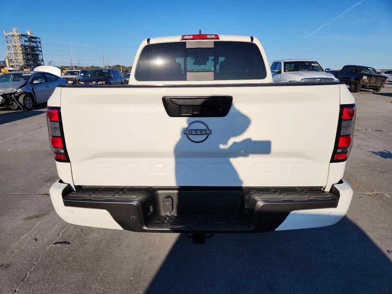 2025 NISSAN Frontier