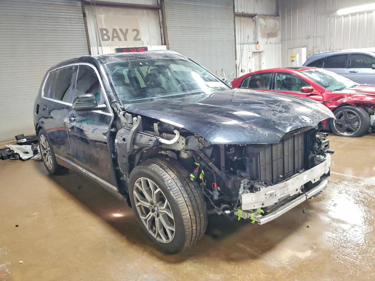 2025 BMW X7