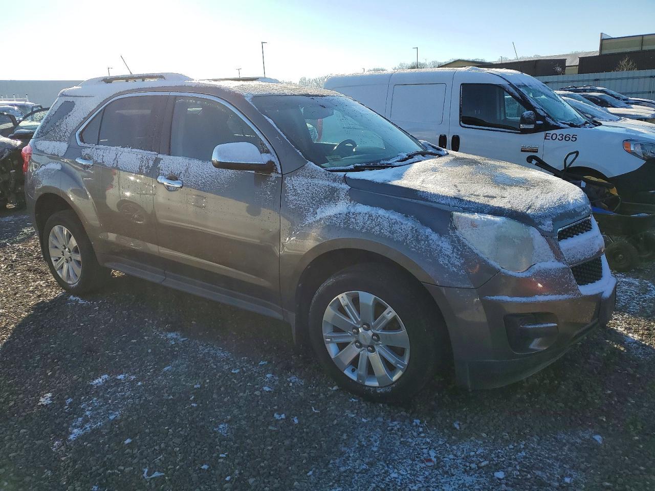 2011 CHEVROLET EQUINOX