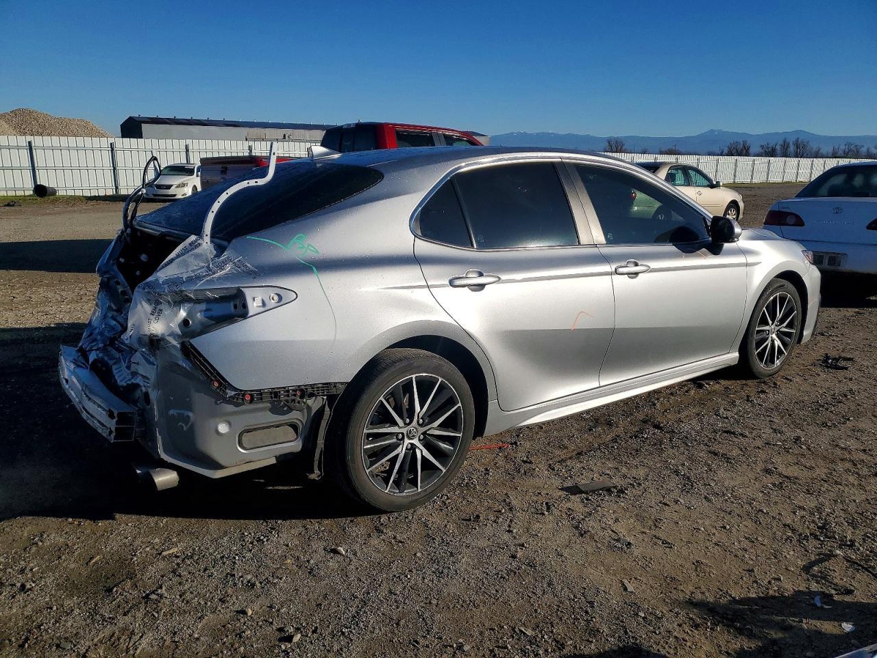 2022 TOYOTA CAMRY