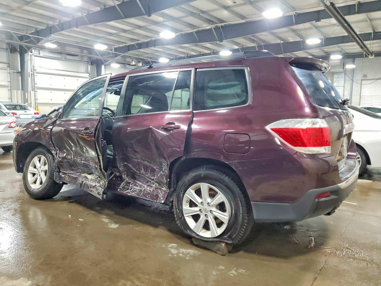 2012 TOYOTA HIGHLANDER
