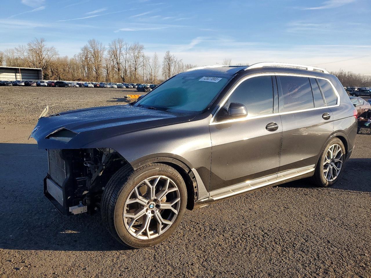 2021 BMW X7
