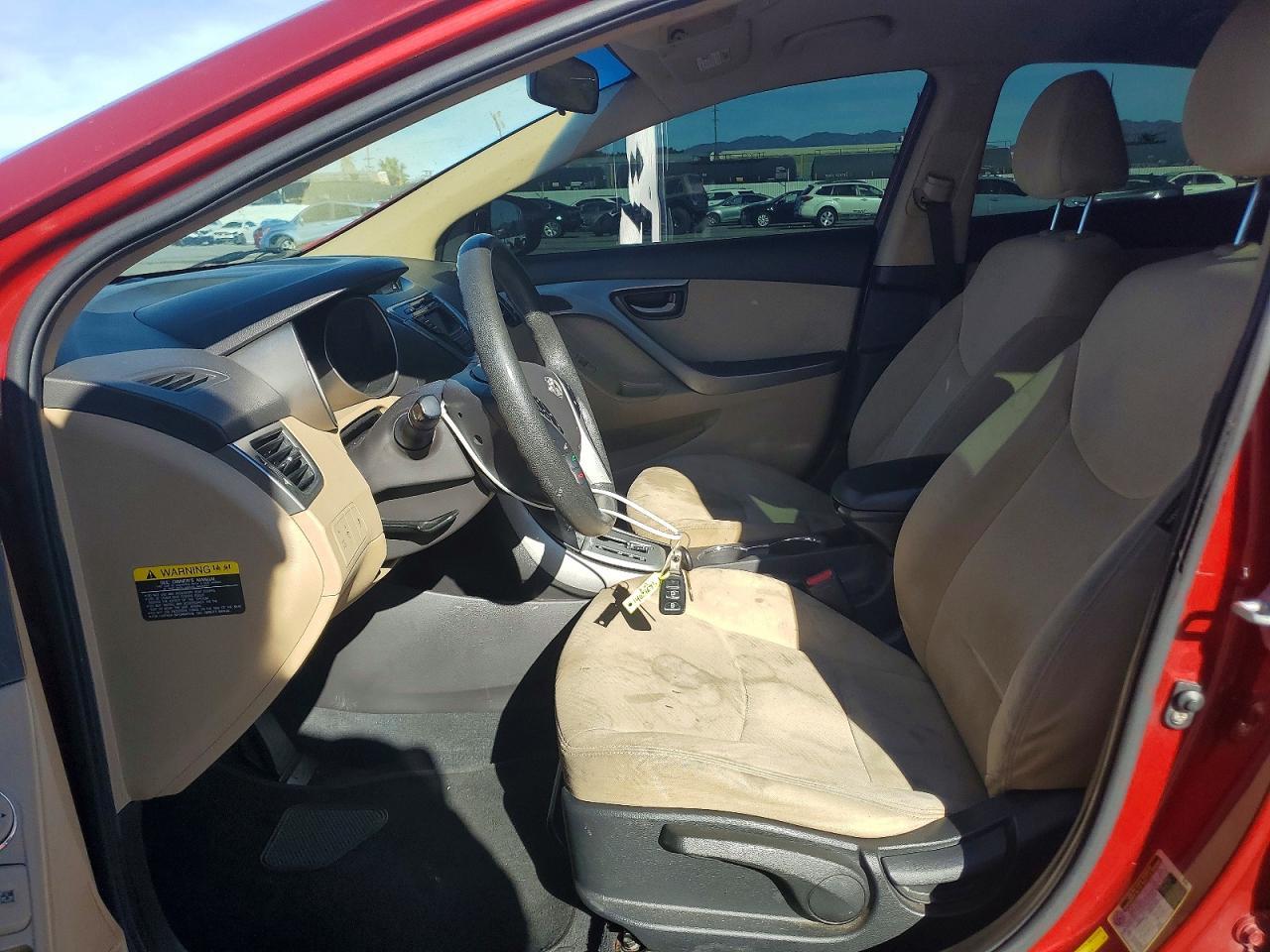2012 HYUNDAI ELANTRA