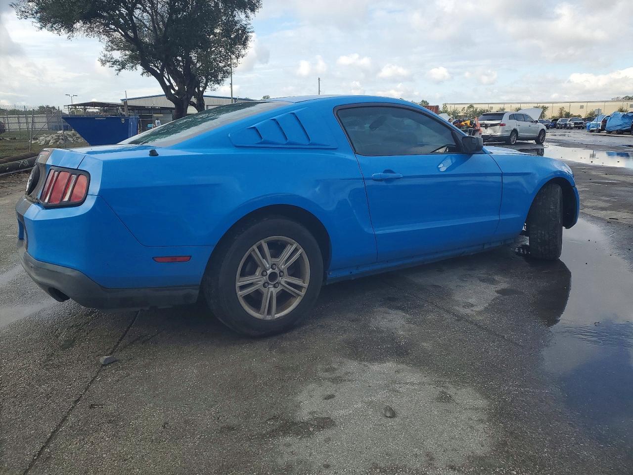 2012 FORD MUSTANG