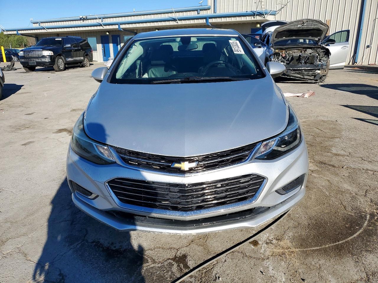 2017 CHEVROLET CRUZE