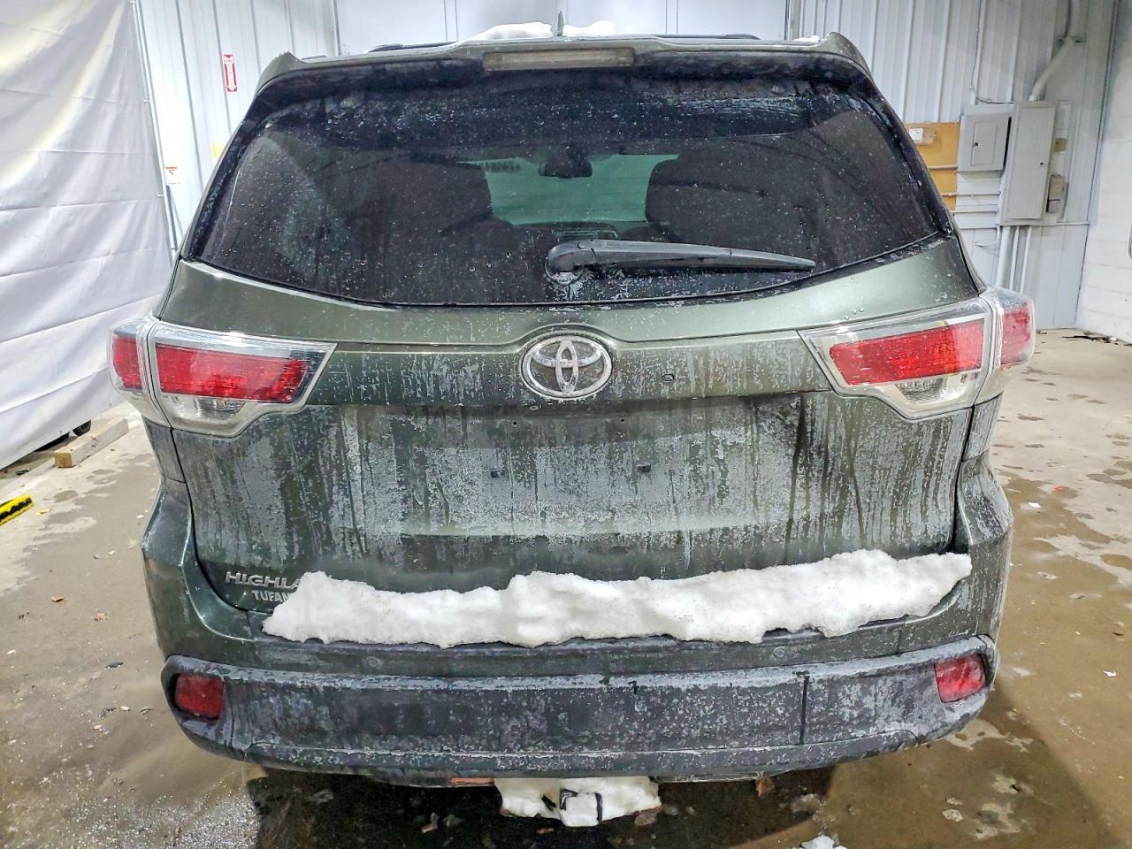 2016 TOYOTA HIGHLANDER