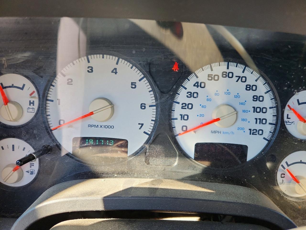 2004 DODGE RAM 1500