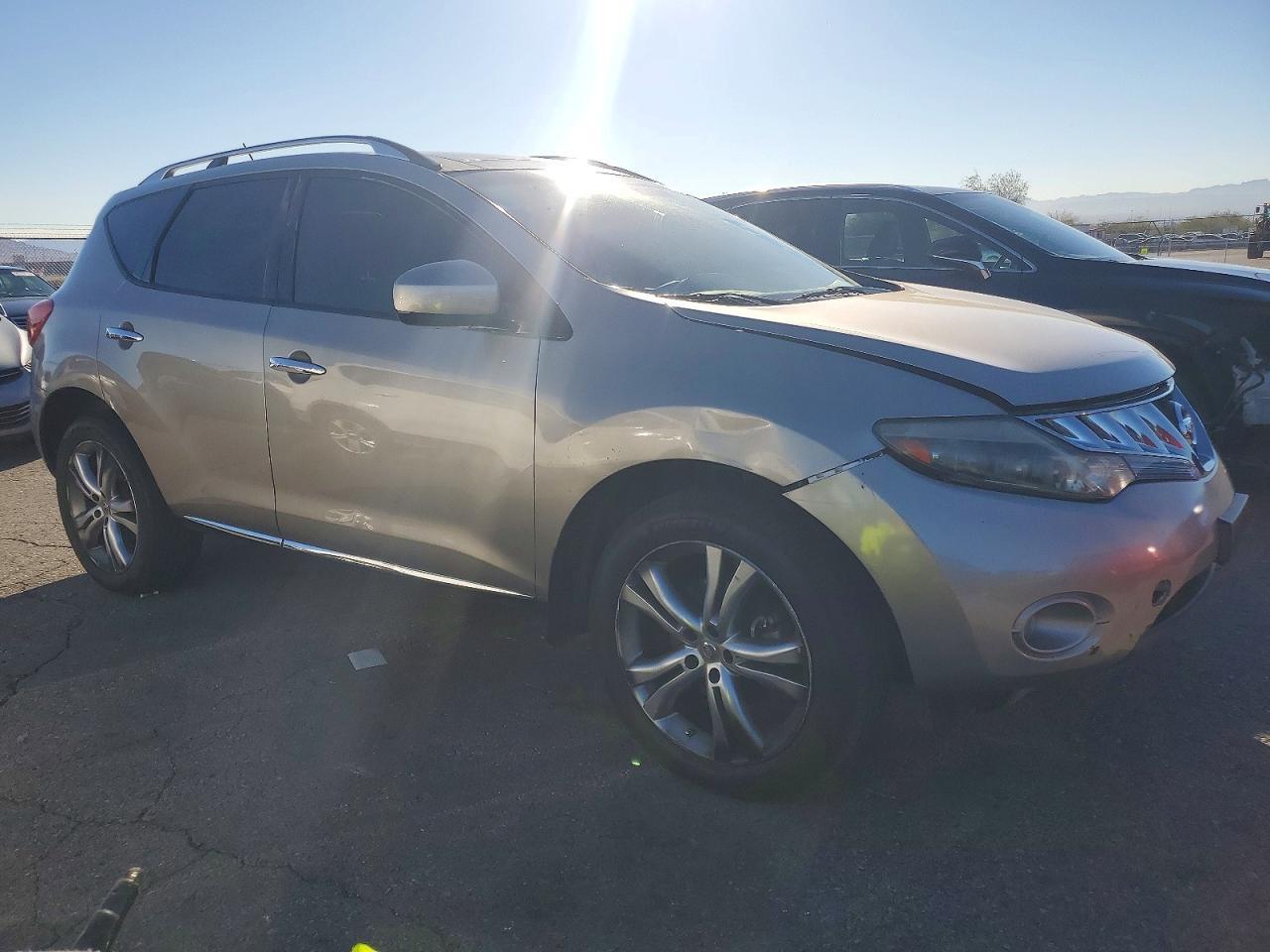 2010 NISSAN MURANO