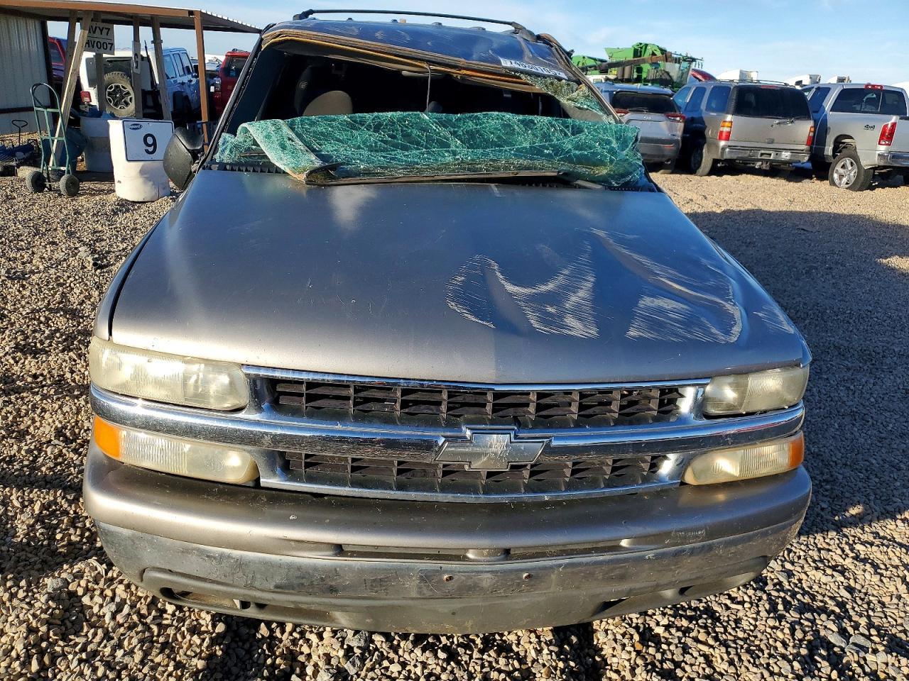 2002 CHEVROLET Tahoe