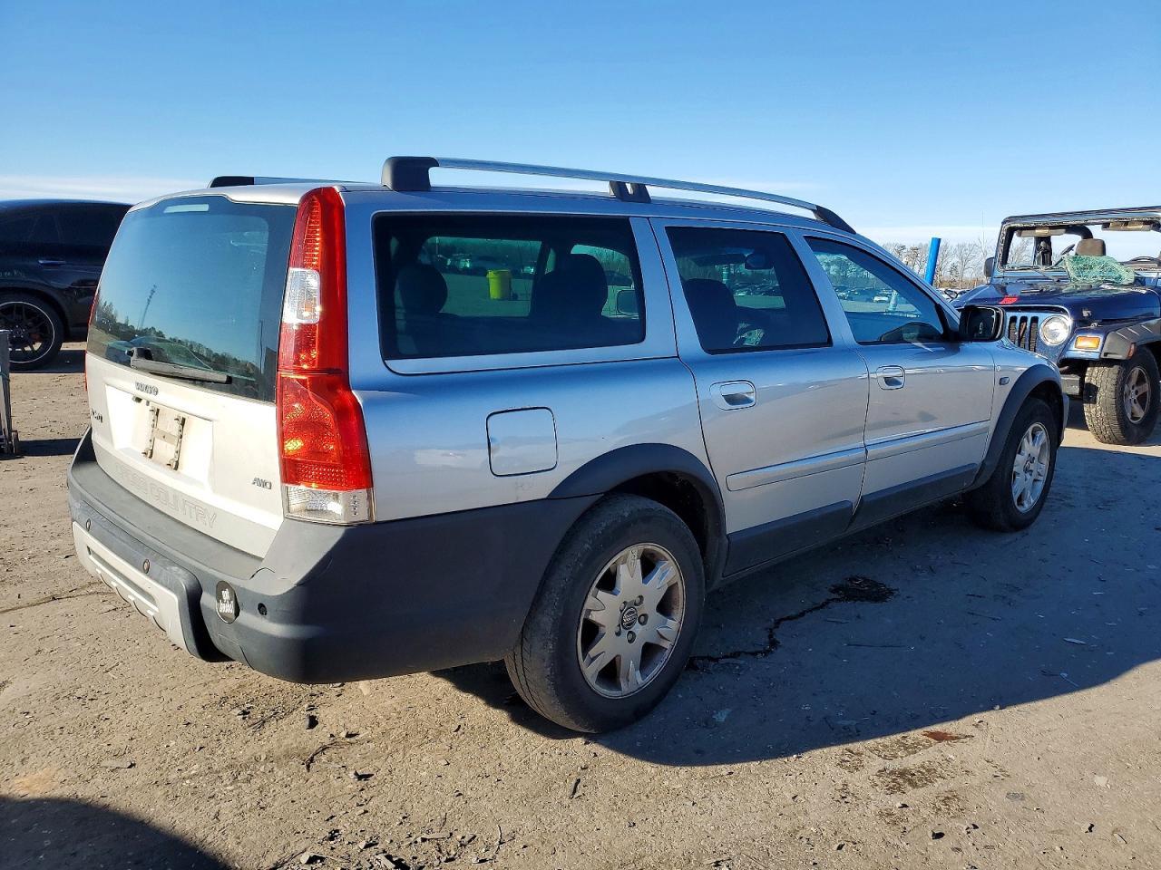 2006 VOLVO XC70