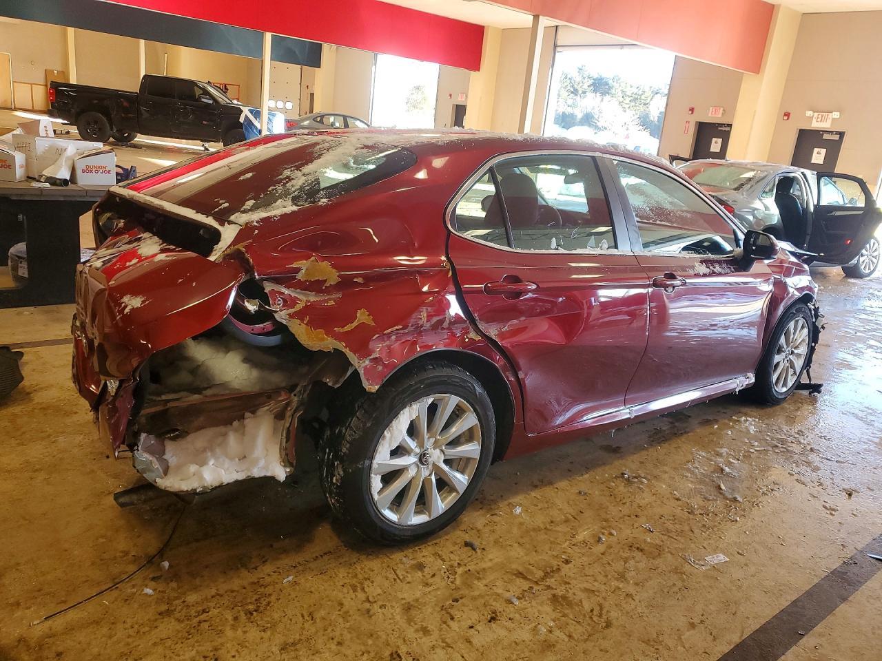 2018 TOYOTA CAMRY