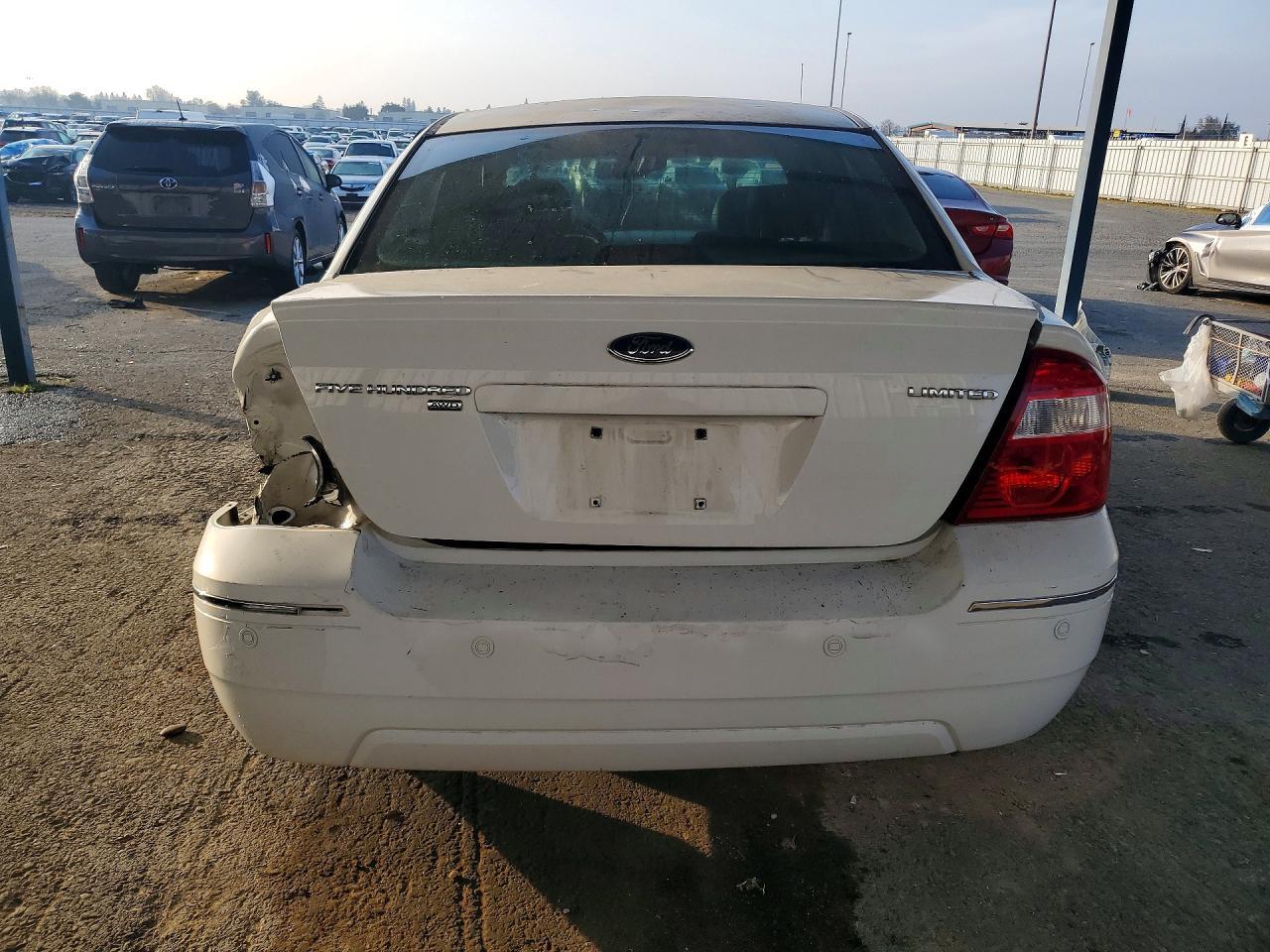 2005 FORD Five Hundred