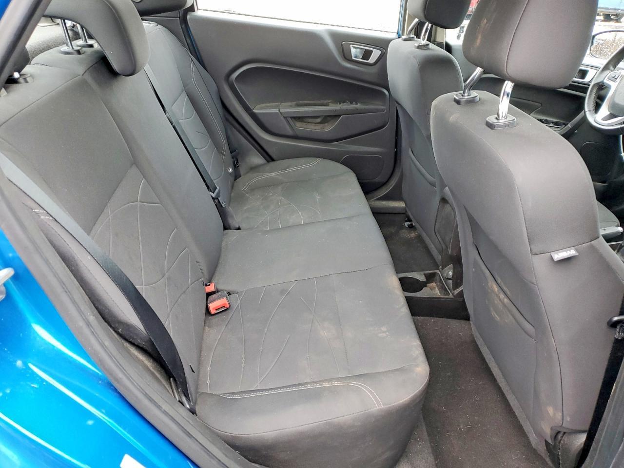 2016 FORD Fiesta