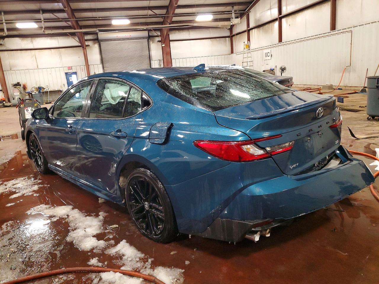 2025 TOYOTA CAMRY