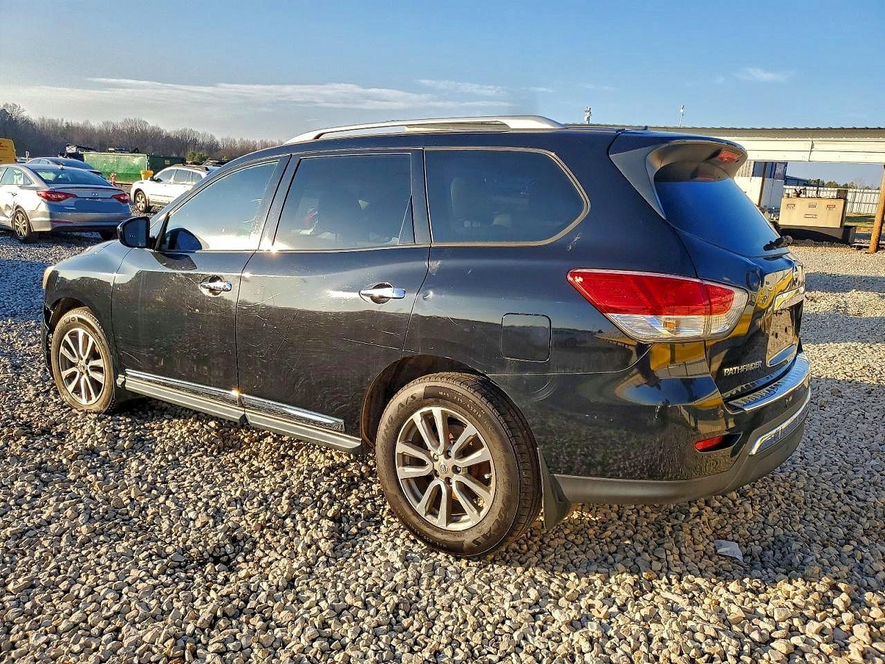 2015 NISSAN PATHFINDER