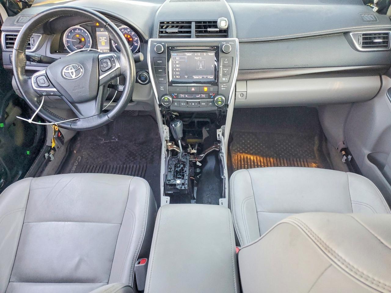 2016 TOYOTA CAMRY