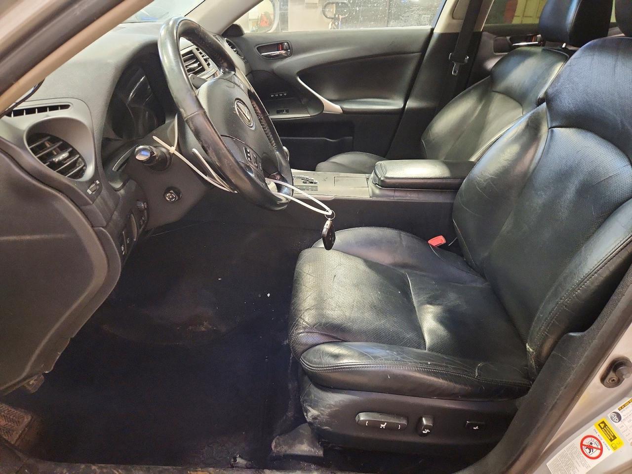 2006 LEXUS IS 250