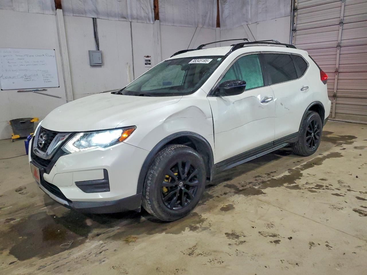 2017 NISSAN ROGUE