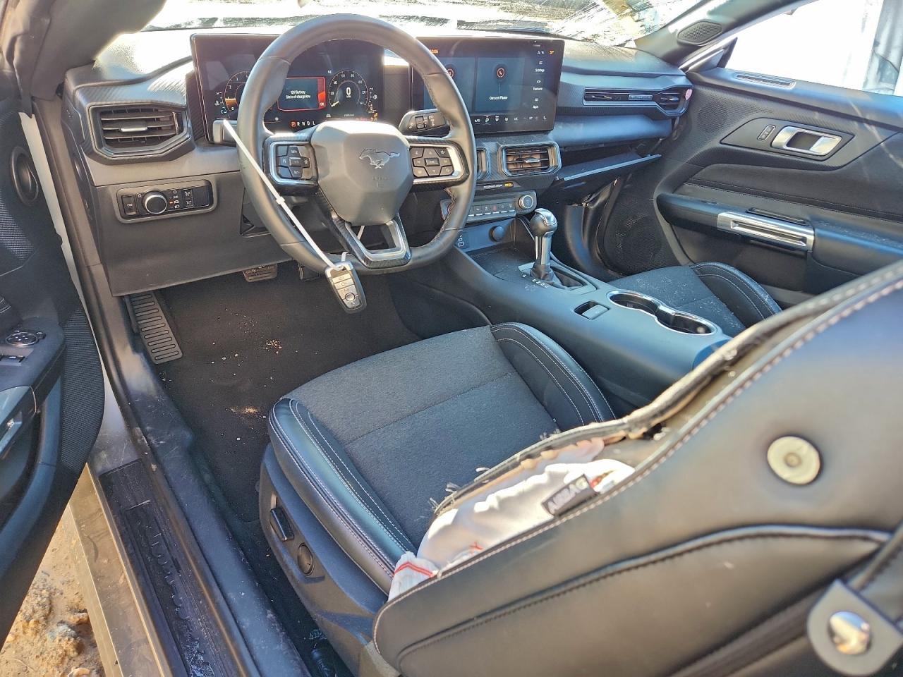 2024 FORD MUSTANG