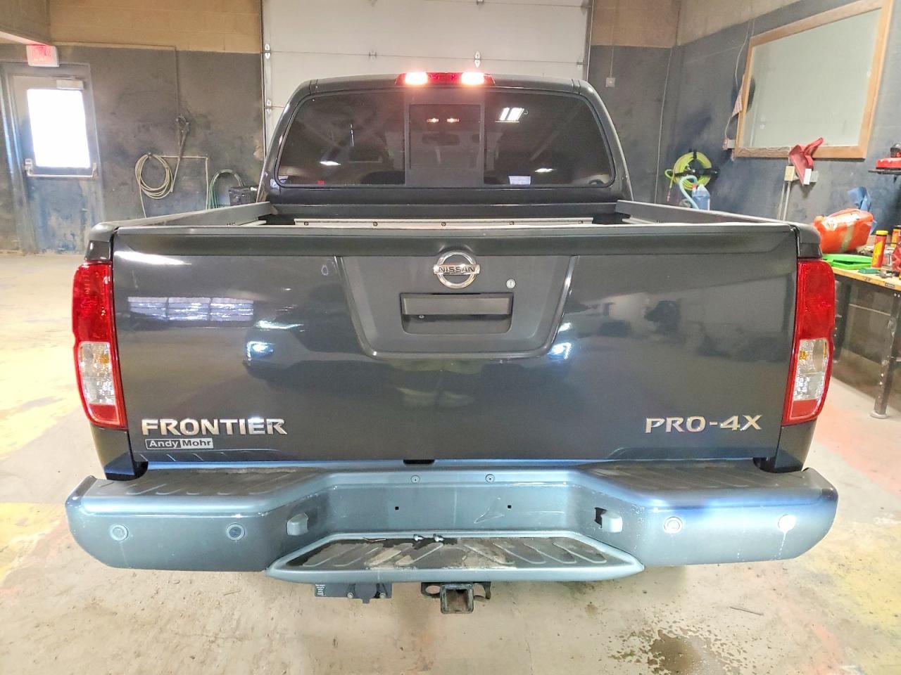 2015 NISSAN Frontier