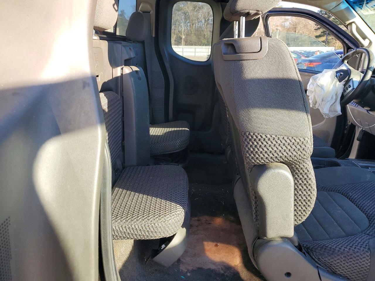 2013 NISSAN Frontier