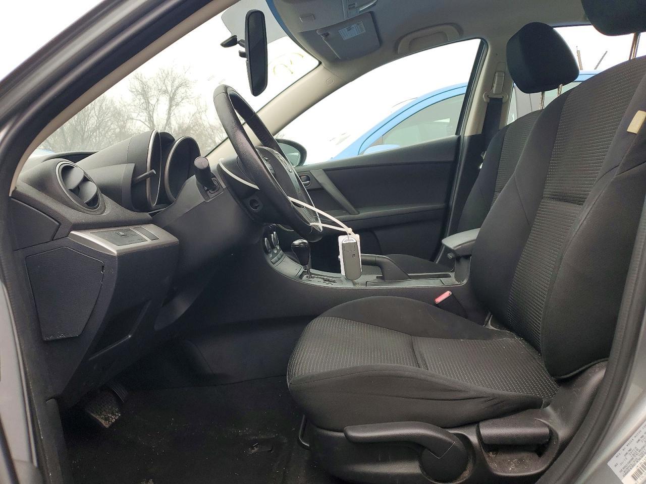 2013 MAZDA 3