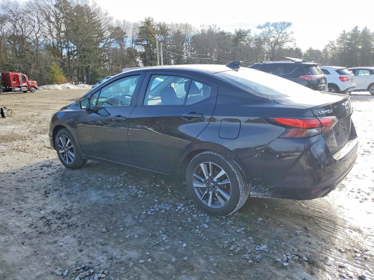 2021 NISSAN VERSA