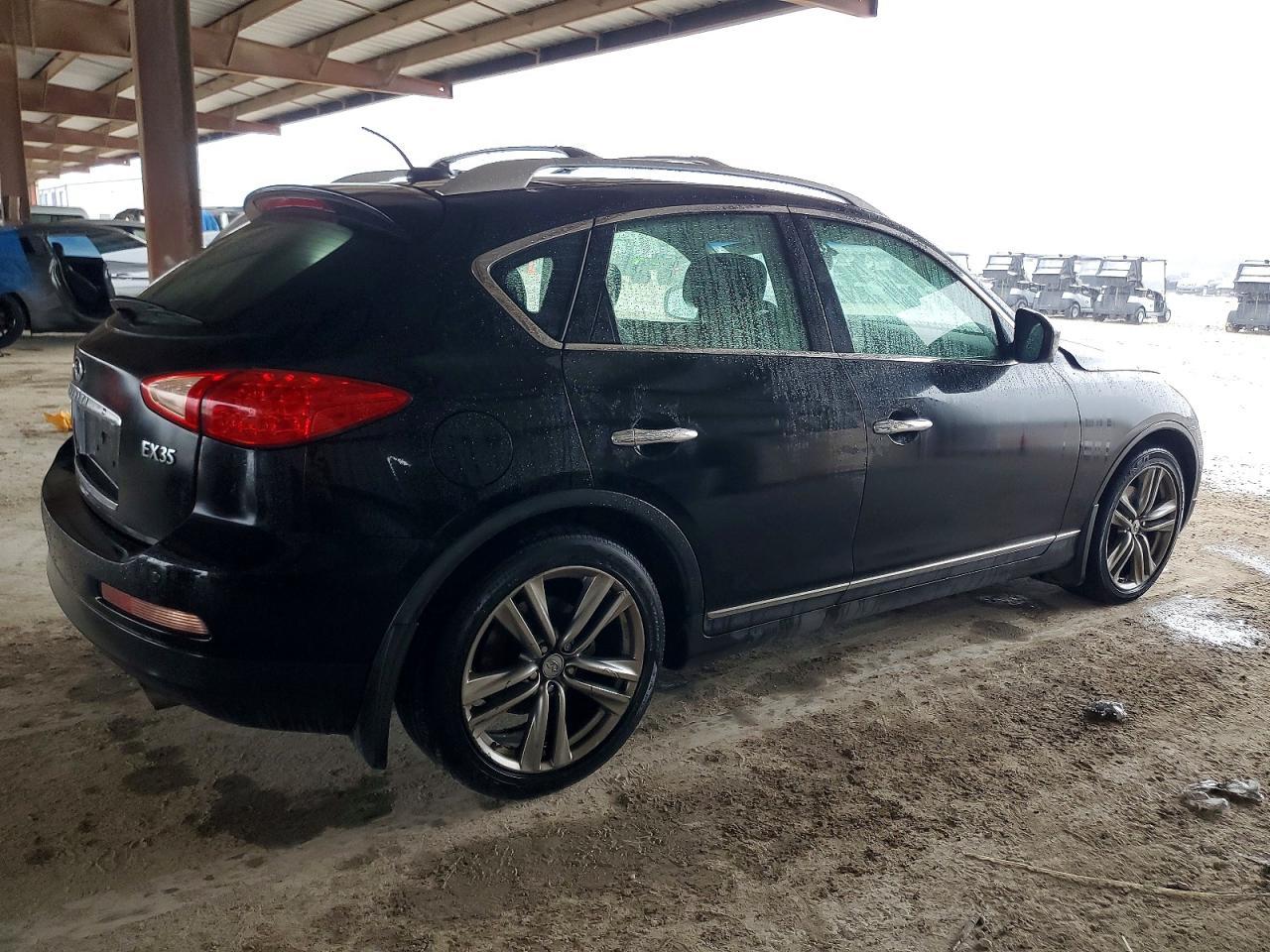 2011 INFINITI EX35