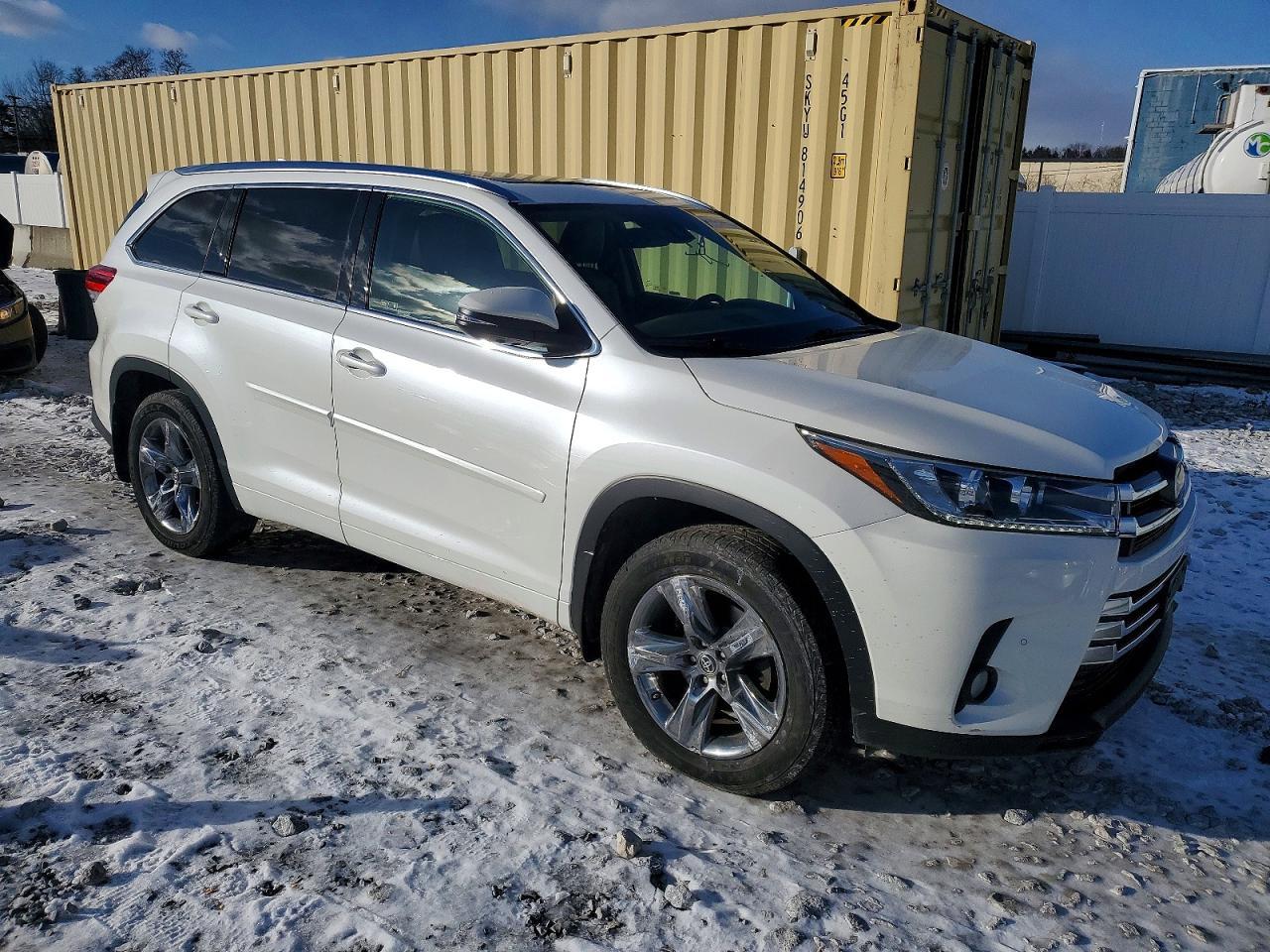 2018 TOYOTA HIGHLANDER