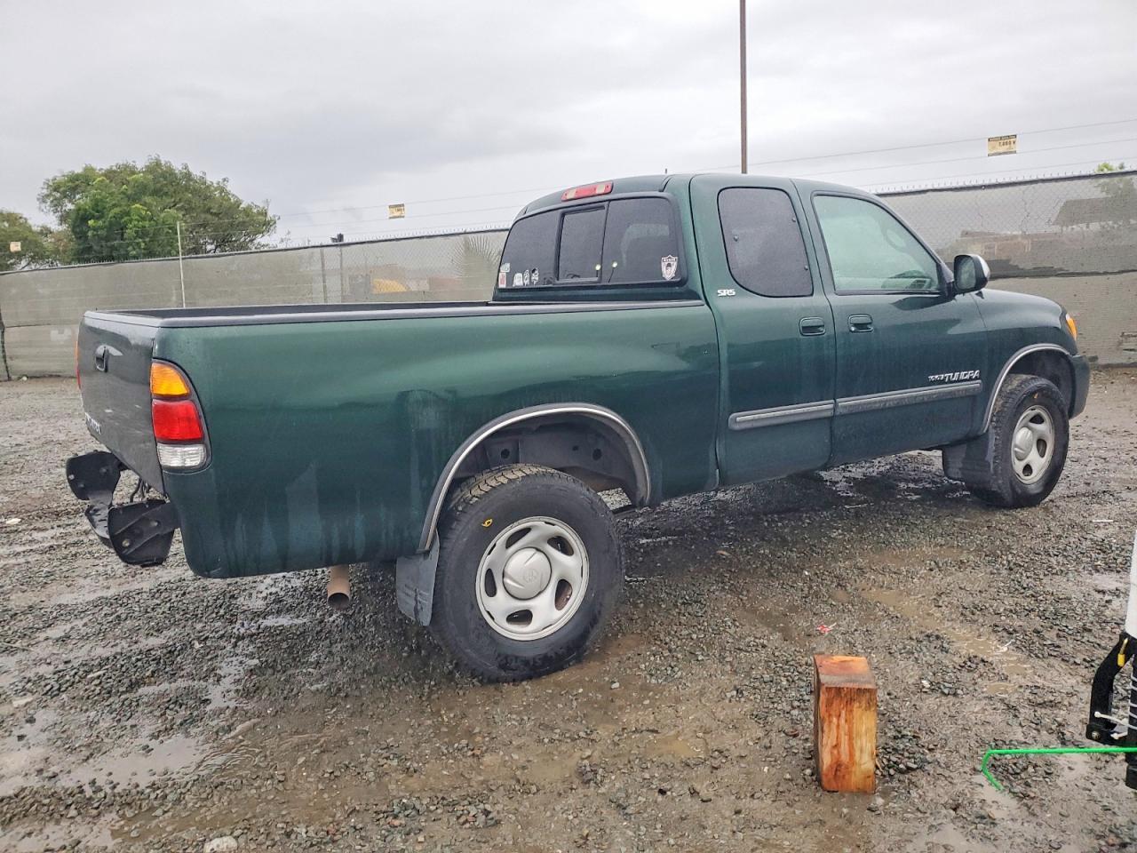 2004 TOYOTA TUNDRA