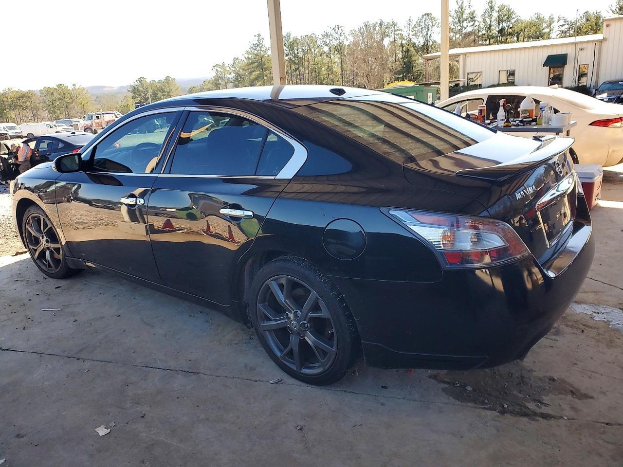 2014 NISSAN Maxima