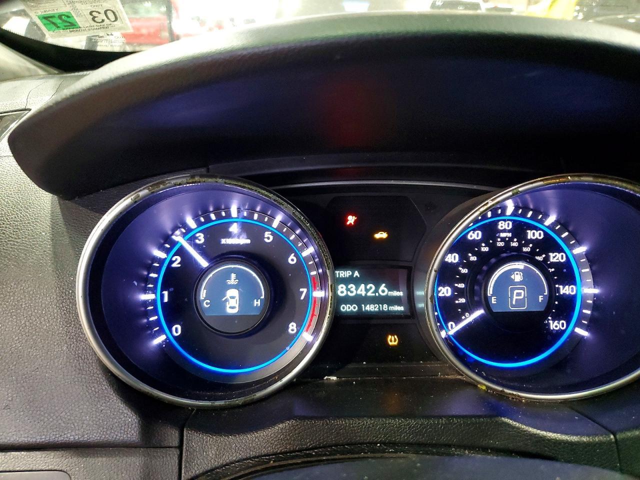2011 HYUNDAI SONATA