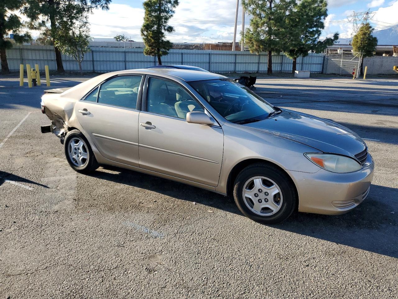 2002 TOYOTA CAMRY