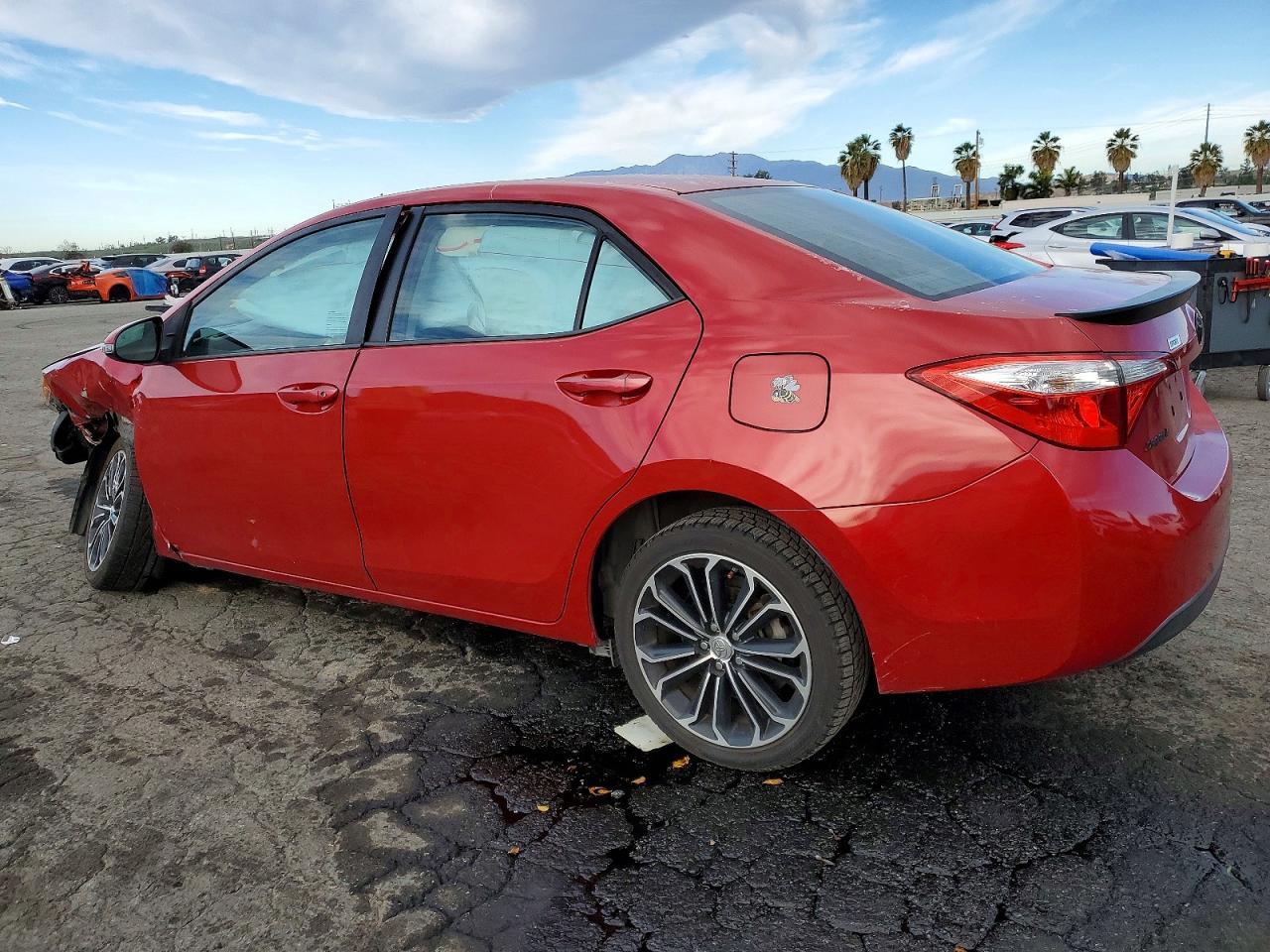 2016 TOYOTA COROLLA