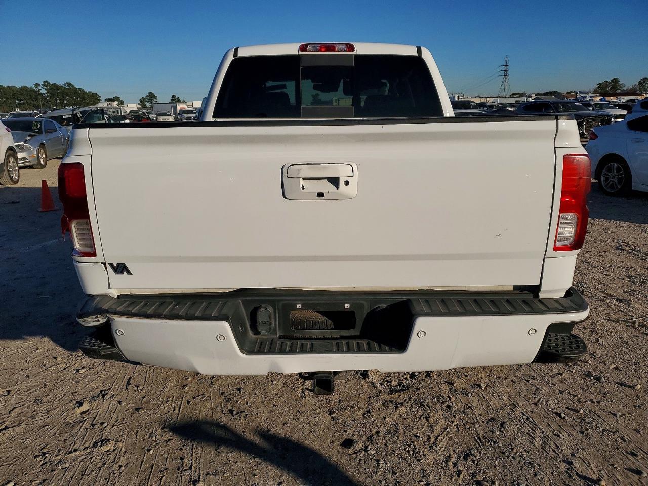 2017 CHEVROLET Silverado