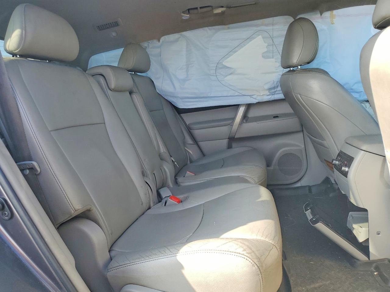 2013 TOYOTA HIGHLANDER